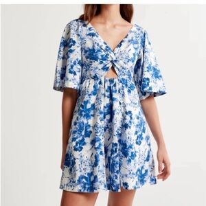 Abercrombie & Fitch Blue Floral Dress